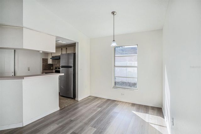 8512 LAZY RIVER DRIVE, Tampa, FL 33617