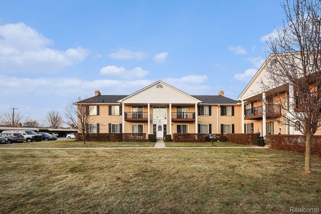 34720 Huntley Drive 22, Sterling Heights, MI 48312