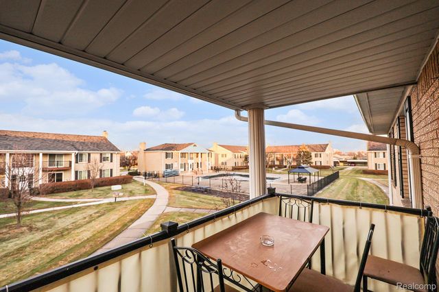 34720 Huntley Drive 22, Sterling Heights, MI 48312