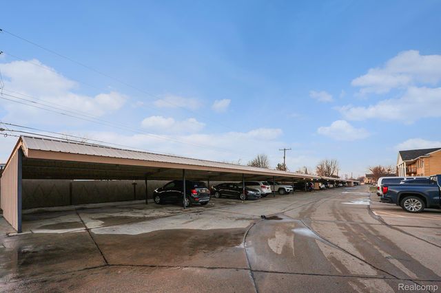 34720 Huntley Drive 22, Sterling Heights, MI 48312