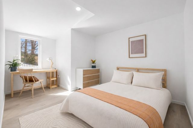 561 Beechwood St, Cohasset, MA 02025