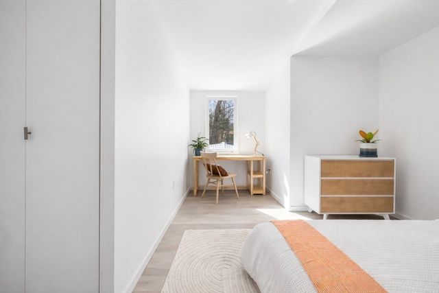 561 Beechwood St, Cohasset, MA 02025