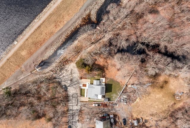 561 Beechwood St, Cohasset, MA 02025