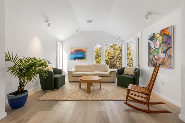 561 Beechwood St, Cohasset, MA 02025