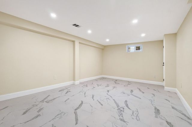 107 Woodley Ave, Boston, MA 02132