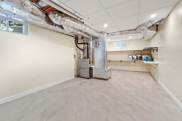 107 Woodley Ave, Boston, MA 02132