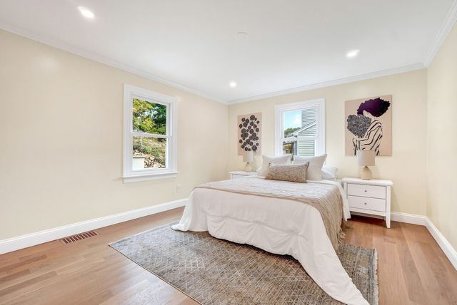 107 Woodley Ave, Boston, MA 02132