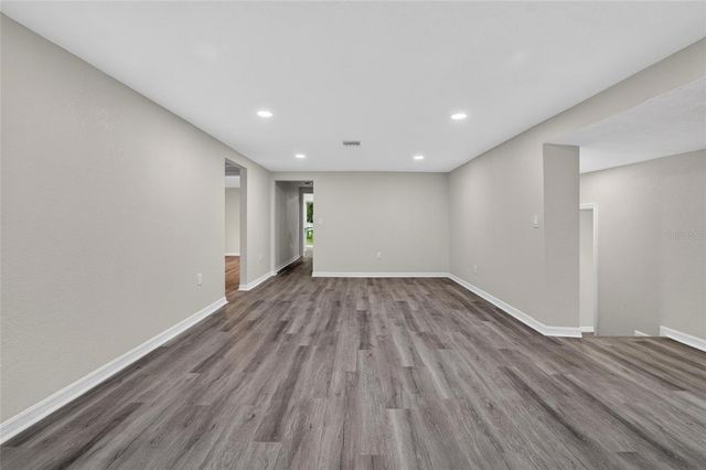 8809 DYER ROAD, Riverview, FL 33578