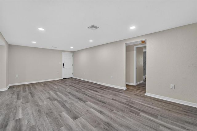 8809 DYER ROAD, Riverview, FL 33578