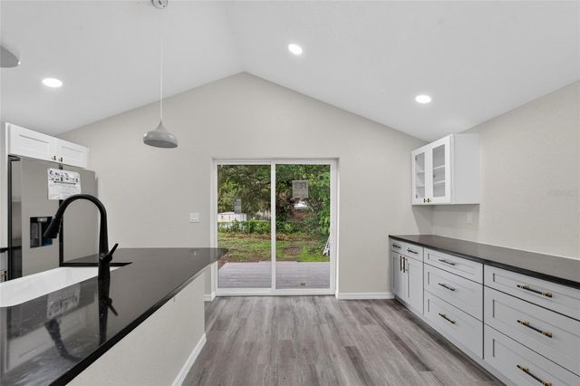 8809 DYER ROAD, Riverview, FL 33578