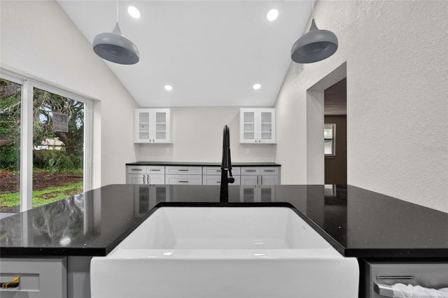 8809 DYER ROAD, Riverview, FL 33578