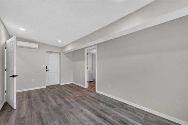 8809 DYER ROAD, Riverview, FL 33578