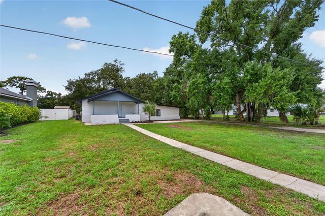 8809 DYER ROAD, Riverview, FL 33578