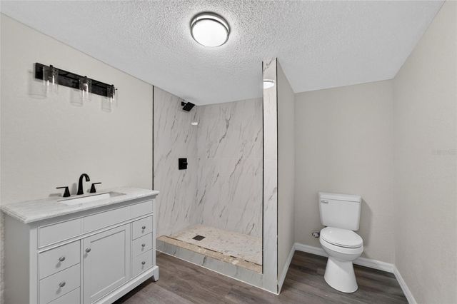 8809 DYER ROAD, Riverview, FL 33578