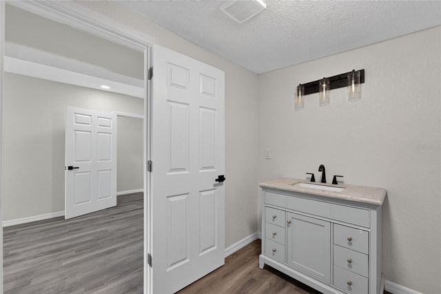 8809 DYER ROAD, Riverview, FL 33578