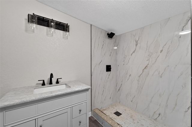 8809 DYER ROAD, Riverview, FL 33578