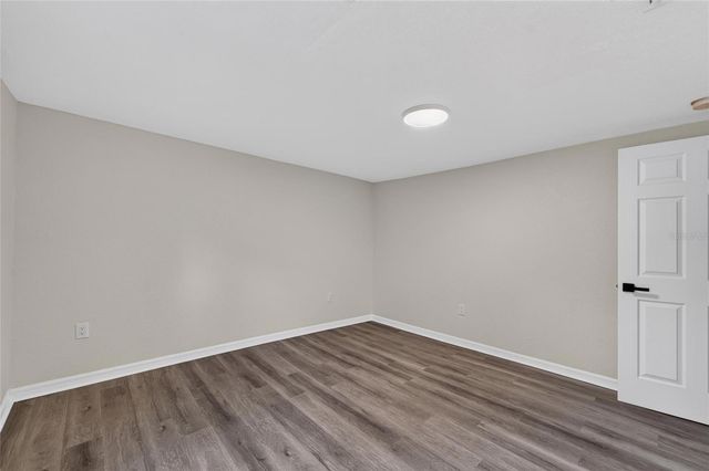 8809 DYER ROAD, Riverview, FL 33578