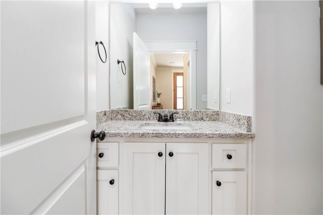 40 Cranfield Drive, Bella Vista, AR 72714