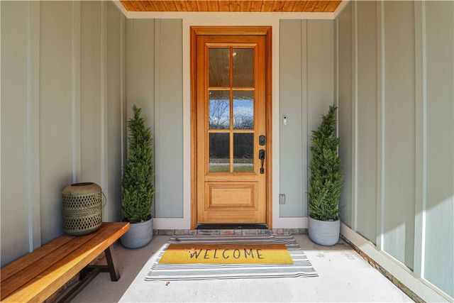 40 Cranfield Drive, Bella Vista, AR 72714