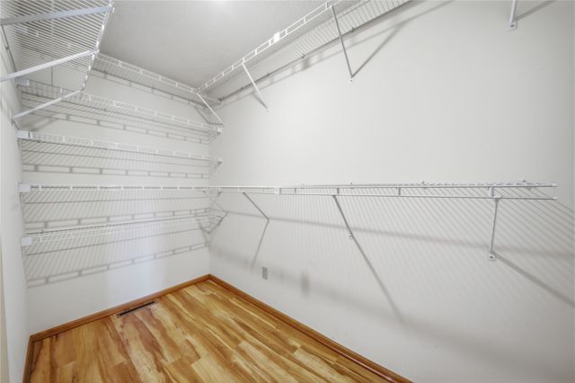812 S 26th Street, West Des Moines, IA 50265