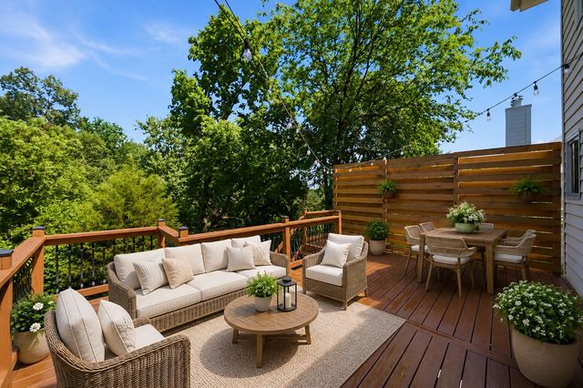 812 S 26th Street, West Des Moines, IA 50265