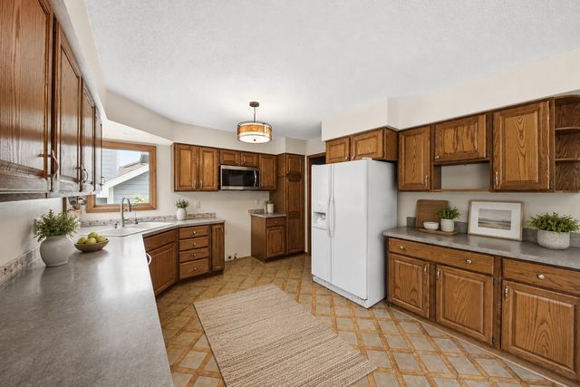 812 S 26th Street, West Des Moines, IA 50265