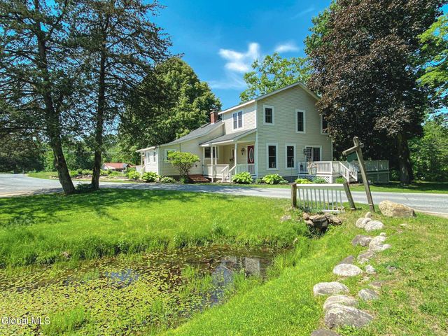 5 Hanneford Road, Queensbury, NY 12804