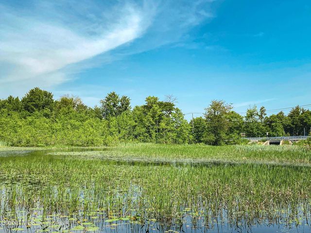 5 Hanneford Road, Queensbury, NY 12804