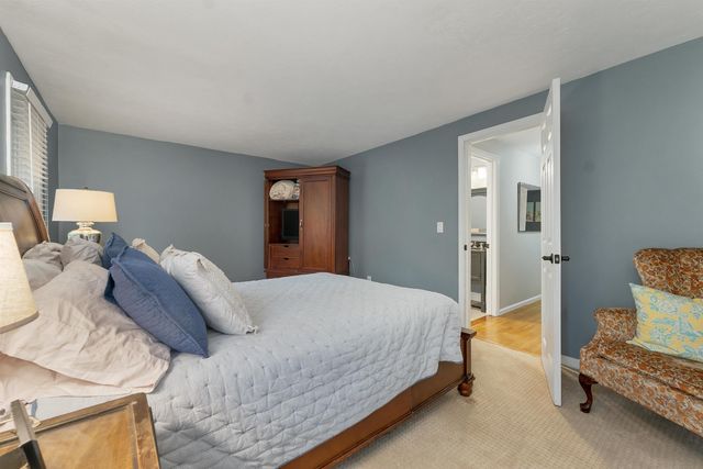 3 Albury Stone Circle, Nashua, NH 03063