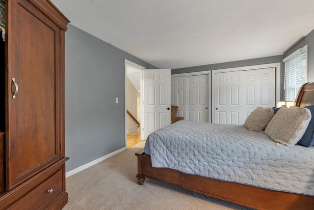 3 Albury Stone Circle, Nashua, NH 03063