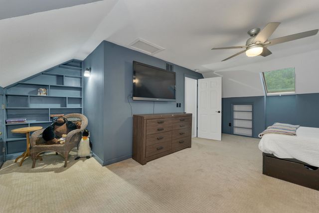 3 Albury Stone Circle, Nashua, NH 03063