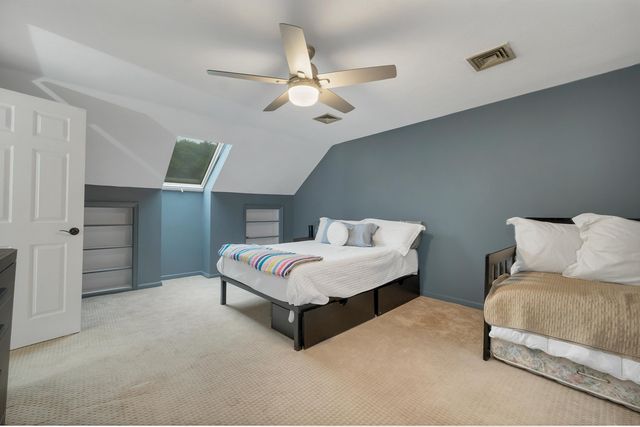 3 Albury Stone Circle, Nashua, NH 03063