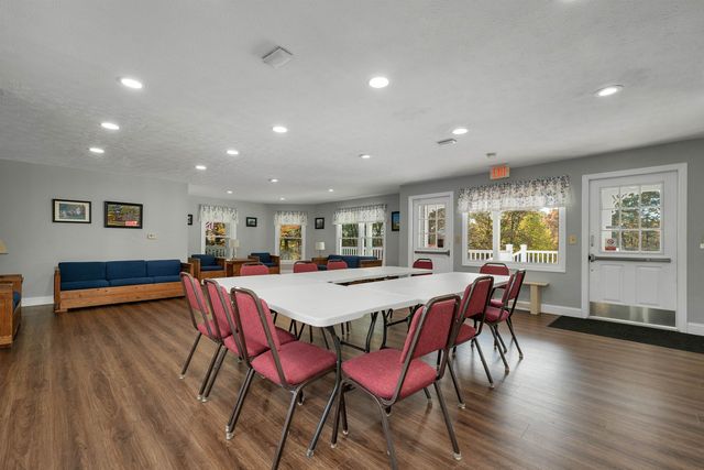 3 Albury Stone Circle, Nashua, NH 03063
