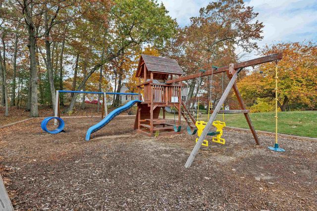 3 Albury Stone Circle, Nashua, NH 03063
