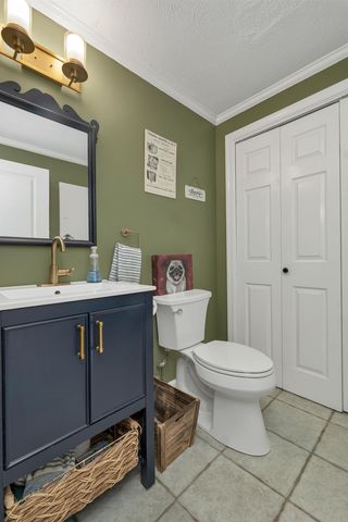 3 Albury Stone Circle, Nashua, NH 03063