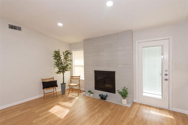 8512 Remington LN, Austin, TX 78758