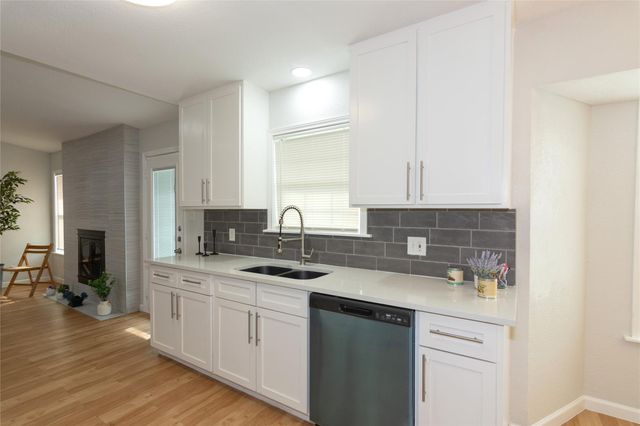 8512 Remington LN, Austin, TX 78758