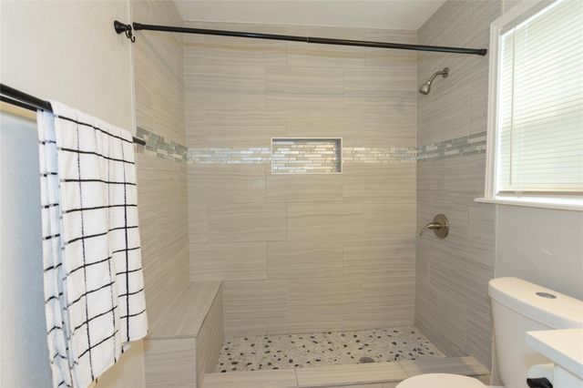 8512 Remington LN, Austin, TX 78758