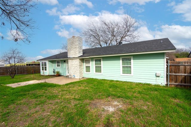 8512 Remington LN, Austin, TX 78758