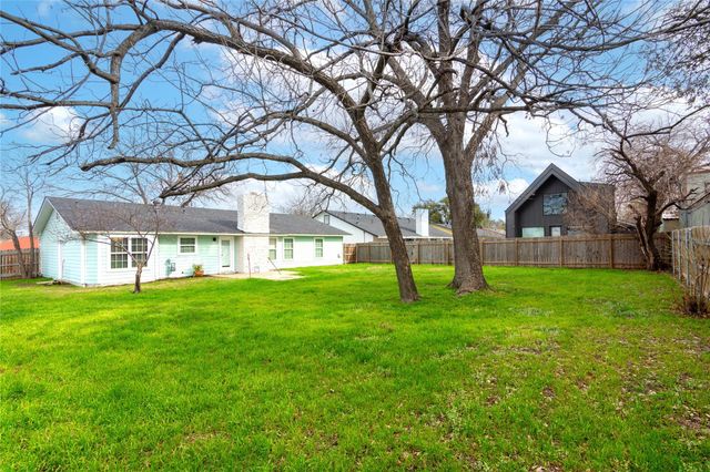 8512 Remington LN, Austin, TX 78758