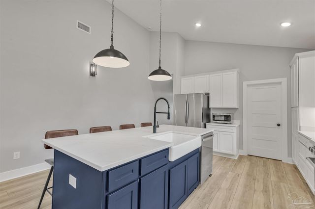 1006 W Lloyd St, Pensacola, FL 32501