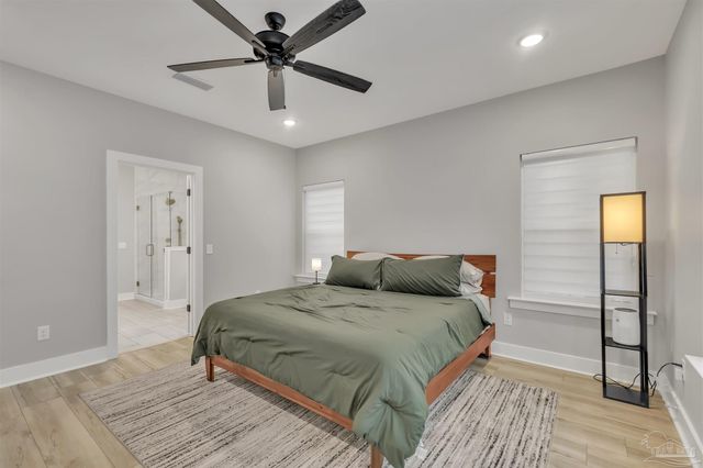 1006 W Lloyd St, Pensacola, FL 32501