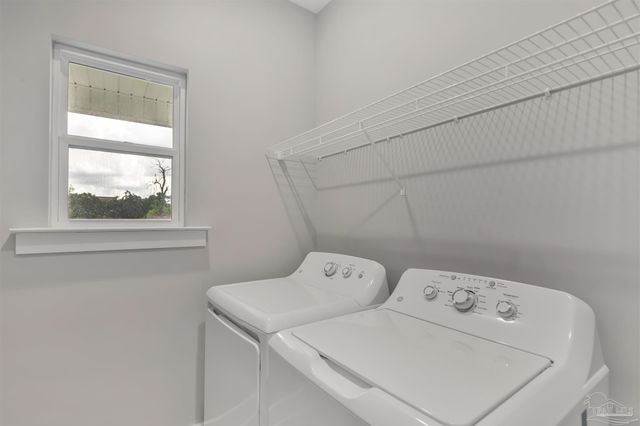 1006 W Lloyd St, Pensacola, FL 32501