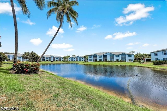 832 Tanbark DR 104, Naples, FL 34108