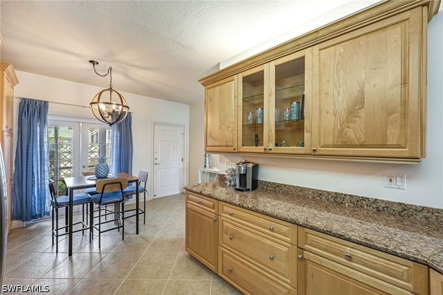 832 Tanbark DR 104, Naples, FL 34108