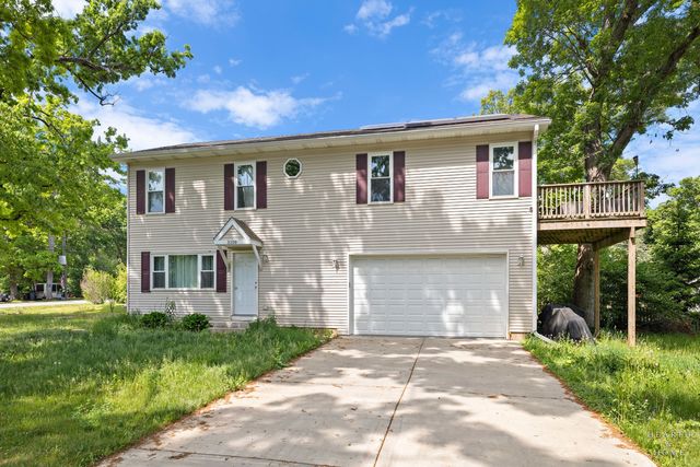 3109 Park Drive, Wonder Lake, IL 60097