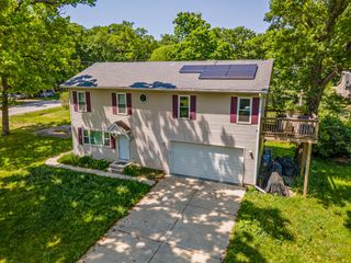 3109 Park Drive, Wonder Lake, IL 60097