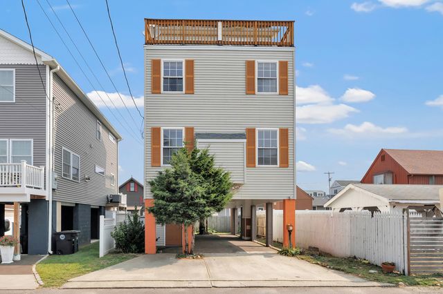 9 Cooper Avenue, Milford, CT 06460