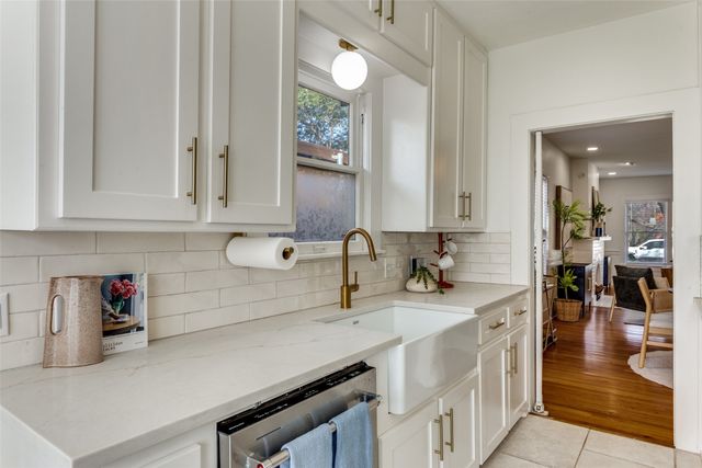 4601 Pershing Avenue, Fort Worth, TX 76107
