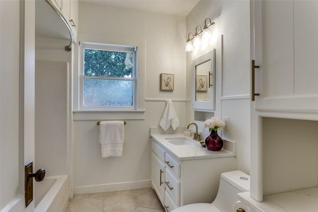 4601 Pershing Avenue, Fort Worth, TX 76107